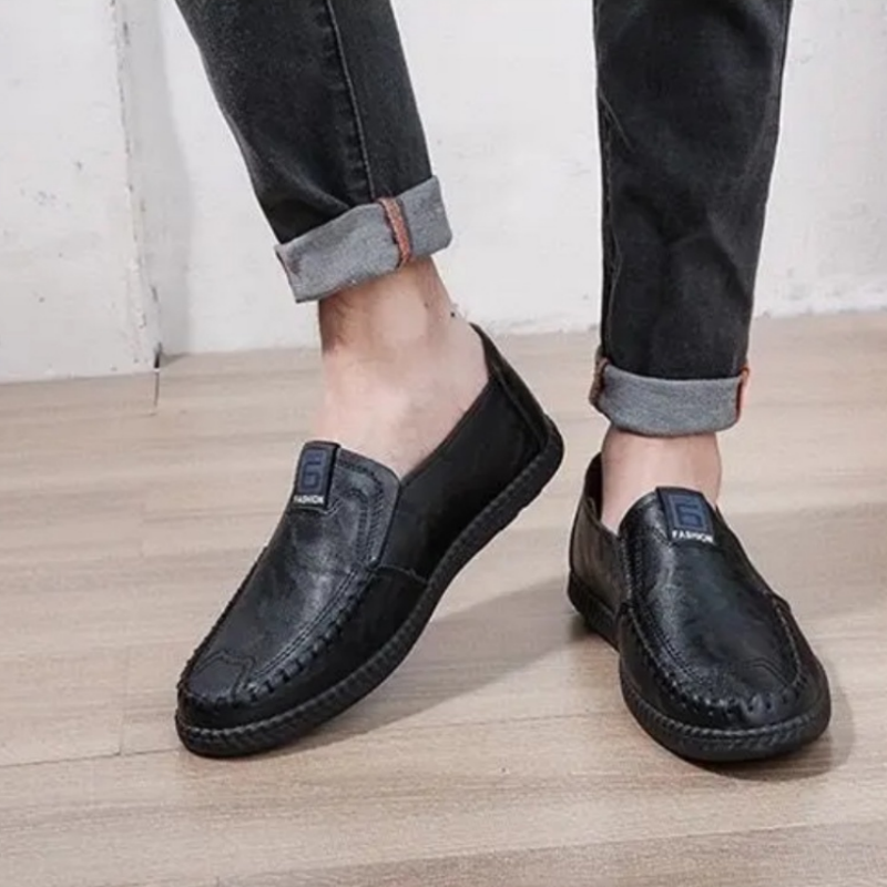 Men's Casual Slip-on Shoes with Flat Sole