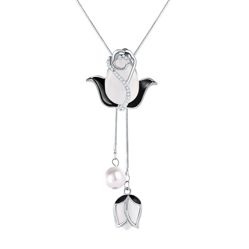 Tulpen-Halskette mit verstellbarer Länge für einen eleganten Look