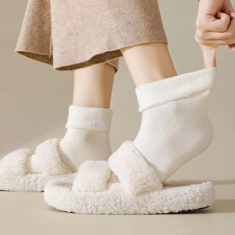 Women's Thickened Warm Solid Color Mid-Calf Socks(50% OFF)