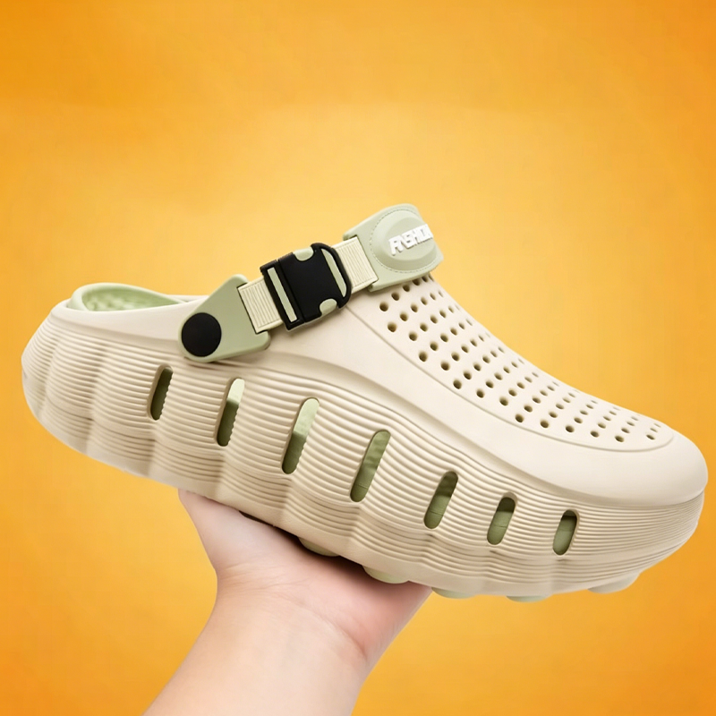 ✨ Men’s Cushioned Clogs – Ultra-Soft, Anti-Slip, Adjustable Strap 🌿