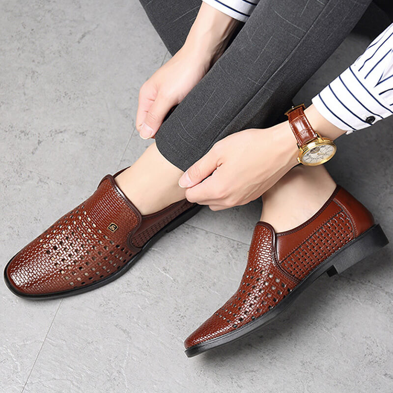 Anti slip soft soled men's elevated sandals