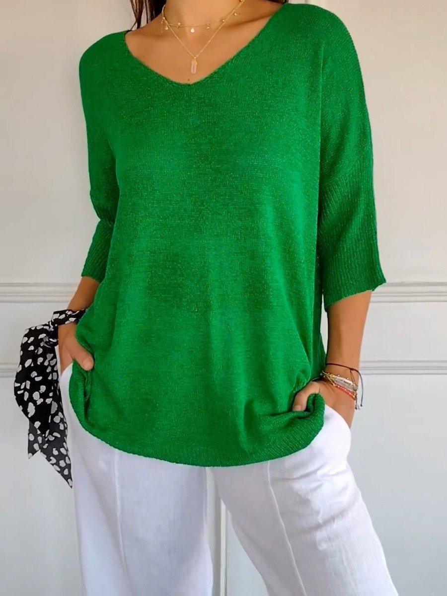 💖🥰Solid Color Knitted V-neck Top