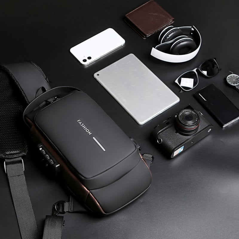 👜USB charging sport sling Anti-theft shoulder bag👜