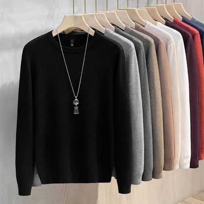 Men's solid color round neck knitted sweater