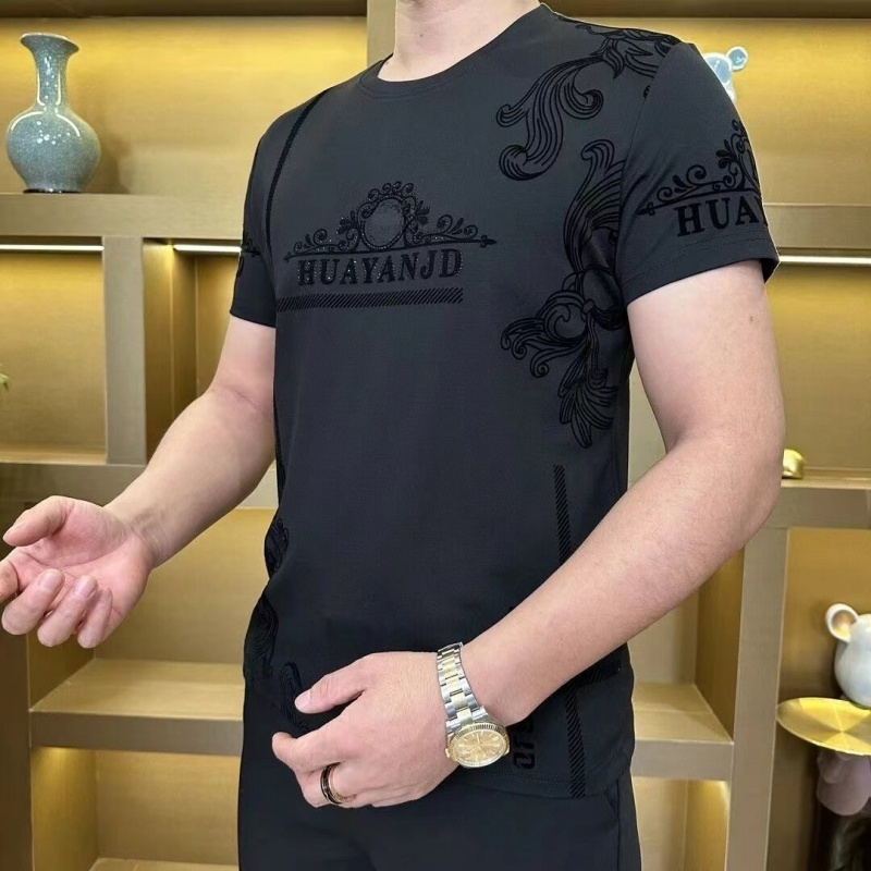 T-shirt à manches courtes à manches courtes et à manches courtes pour hommes décontractées （50% de réduction）