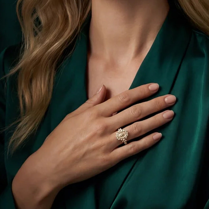 ✨🔥Elegant Virgin Mary Emblem Ring💍