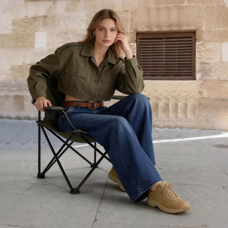 High-Waist Wide-Leg Jeans with Button Detail – Vintage Flair, Premium Washed Denim & Flattering Silhouette 👖✨