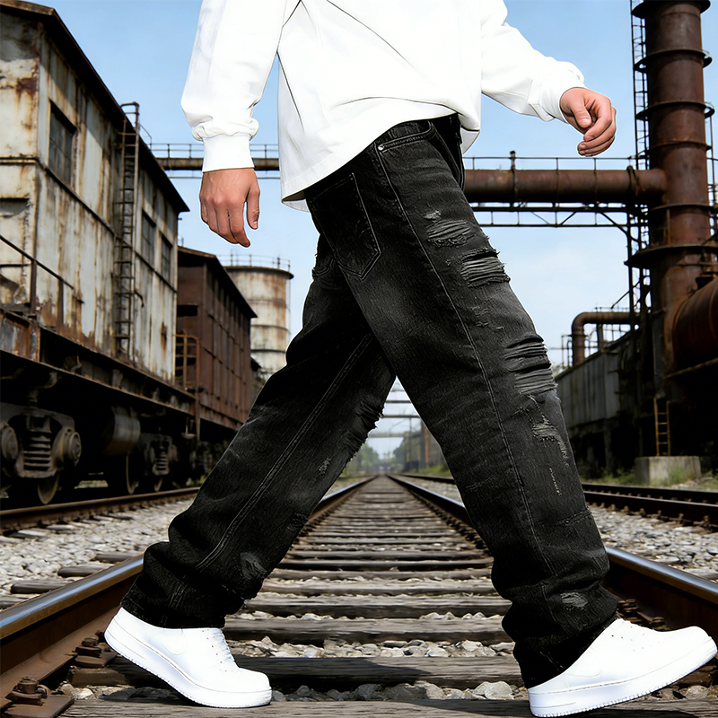 Casual Straight Leg Denim with Patch Details