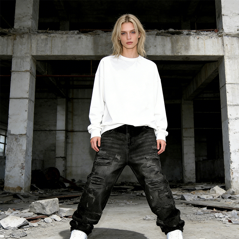 Casual Straight Leg Denim with Patch Details