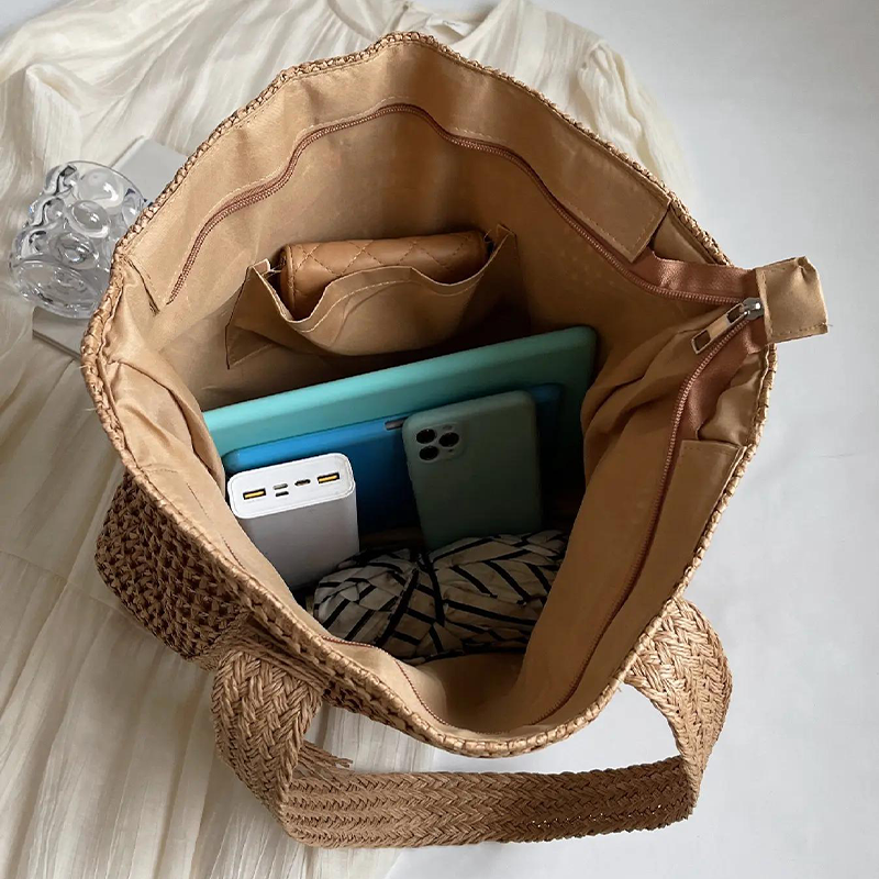 New Large Capacity Fringe Accessory Straw Beach Bag