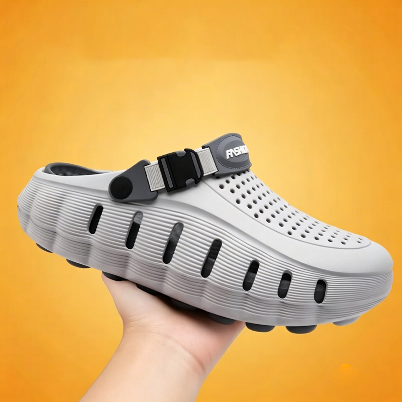 ✨ Men’s Cushioned Clogs – Ultra-Soft, Anti-Slip, Adjustable Strap 🌿