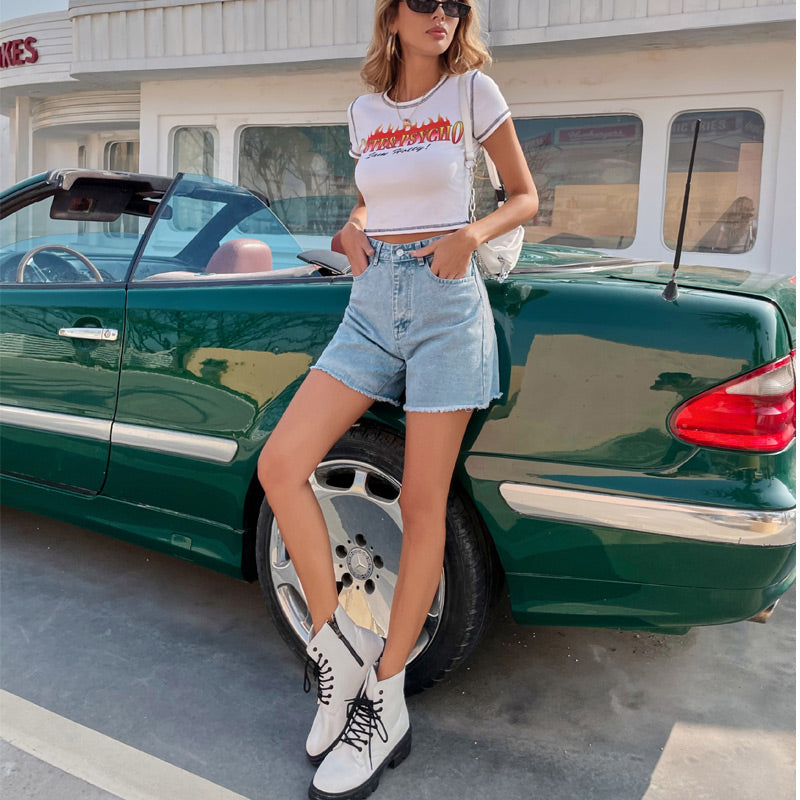 💐 Women’s High-Waisted A-Line Denim Shorts – Relaxed Fit, Mid-Thigh Length with Pockets 👖☀️