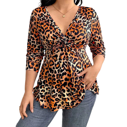 Women's Plus Size Leopard Print V-Neck Top