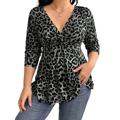 Women's Plus Size Leopard Print V-Neck Top